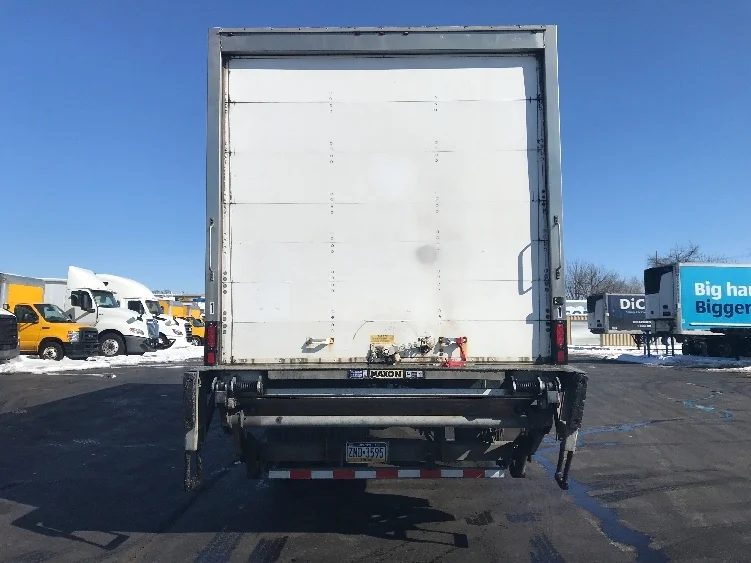 2019 Freightliner M2 106 - image 7
