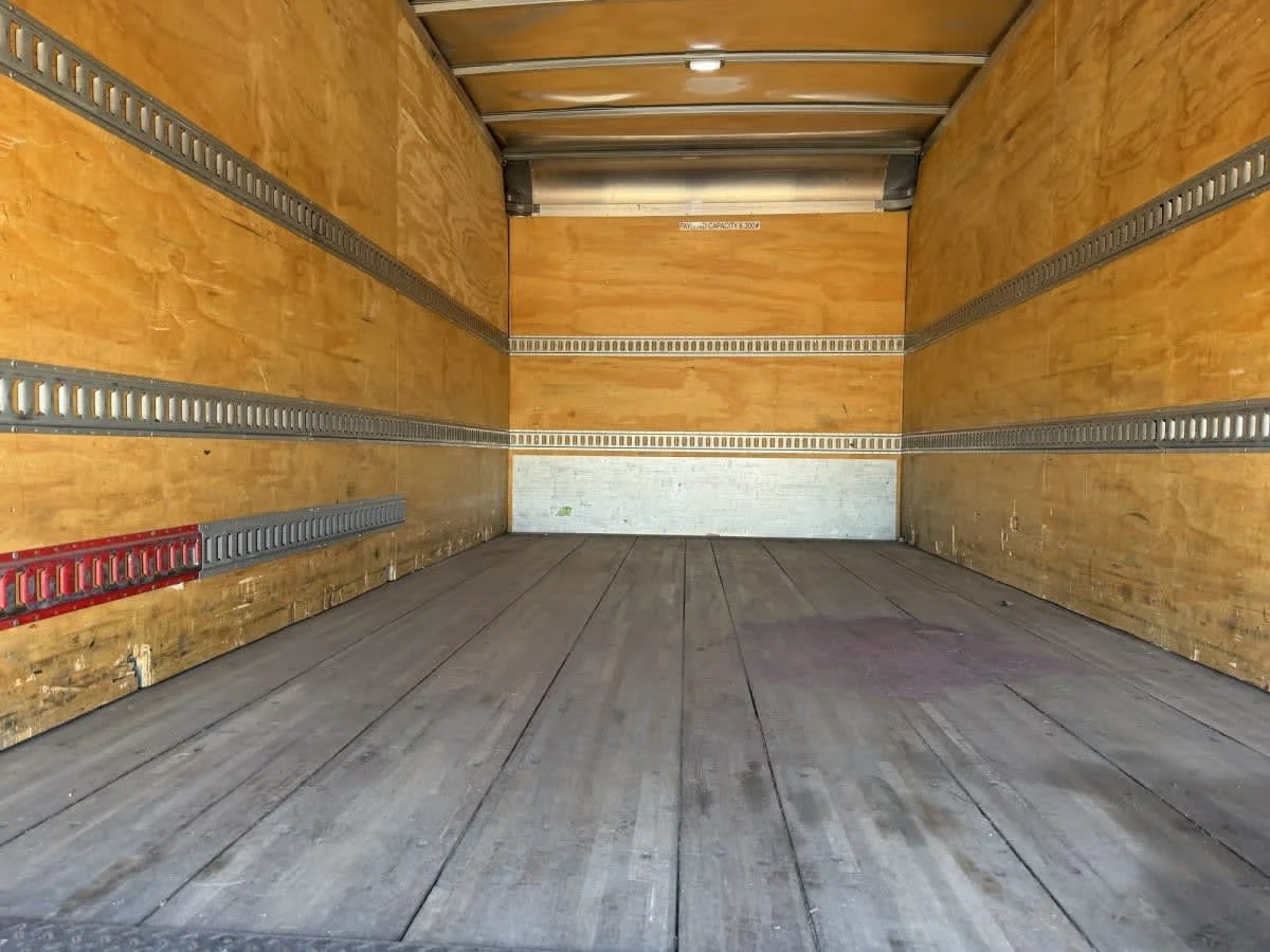 2020 Isuzu NQR in Phoenix, AZ — photo 8