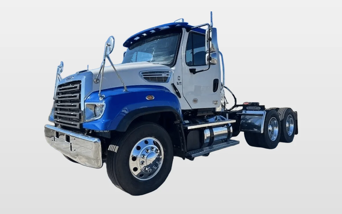 2025 Freightliner 114SD - image 1