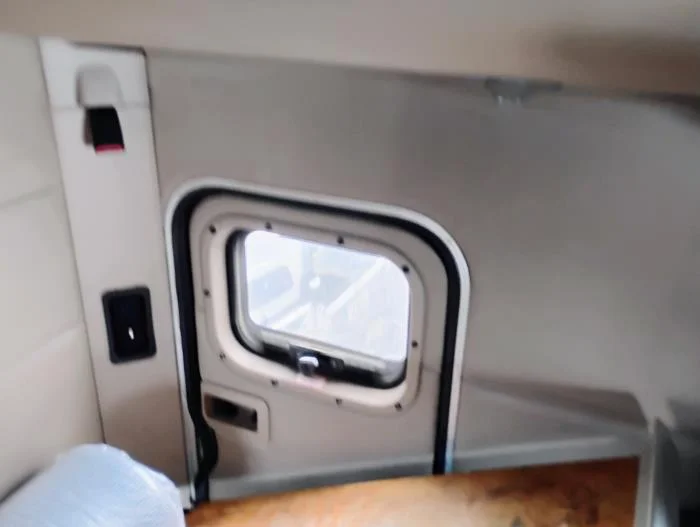 2022 Peterbilt 579 - image 32