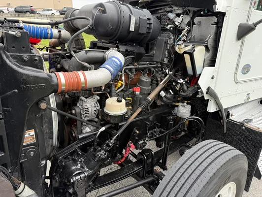 2019 Kenworth T800 in Springfield, MO — photo 37