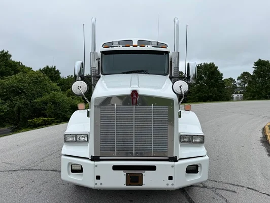 2019 Kenworth T800 in Springfield, MO — photo 18