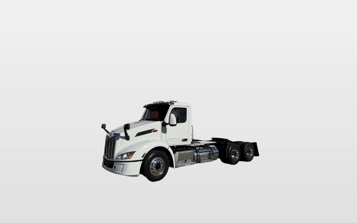 2023 Peterbilt - image 1