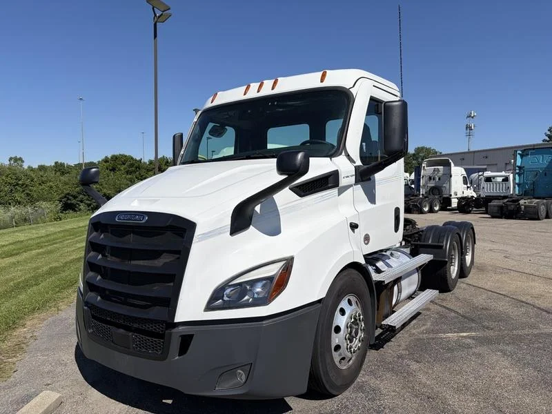 2022 Freightliner Cascadia