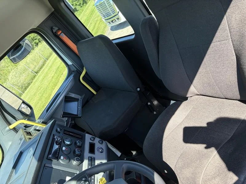 2022 Freightliner Cascadia in Walton, KY — photo 13