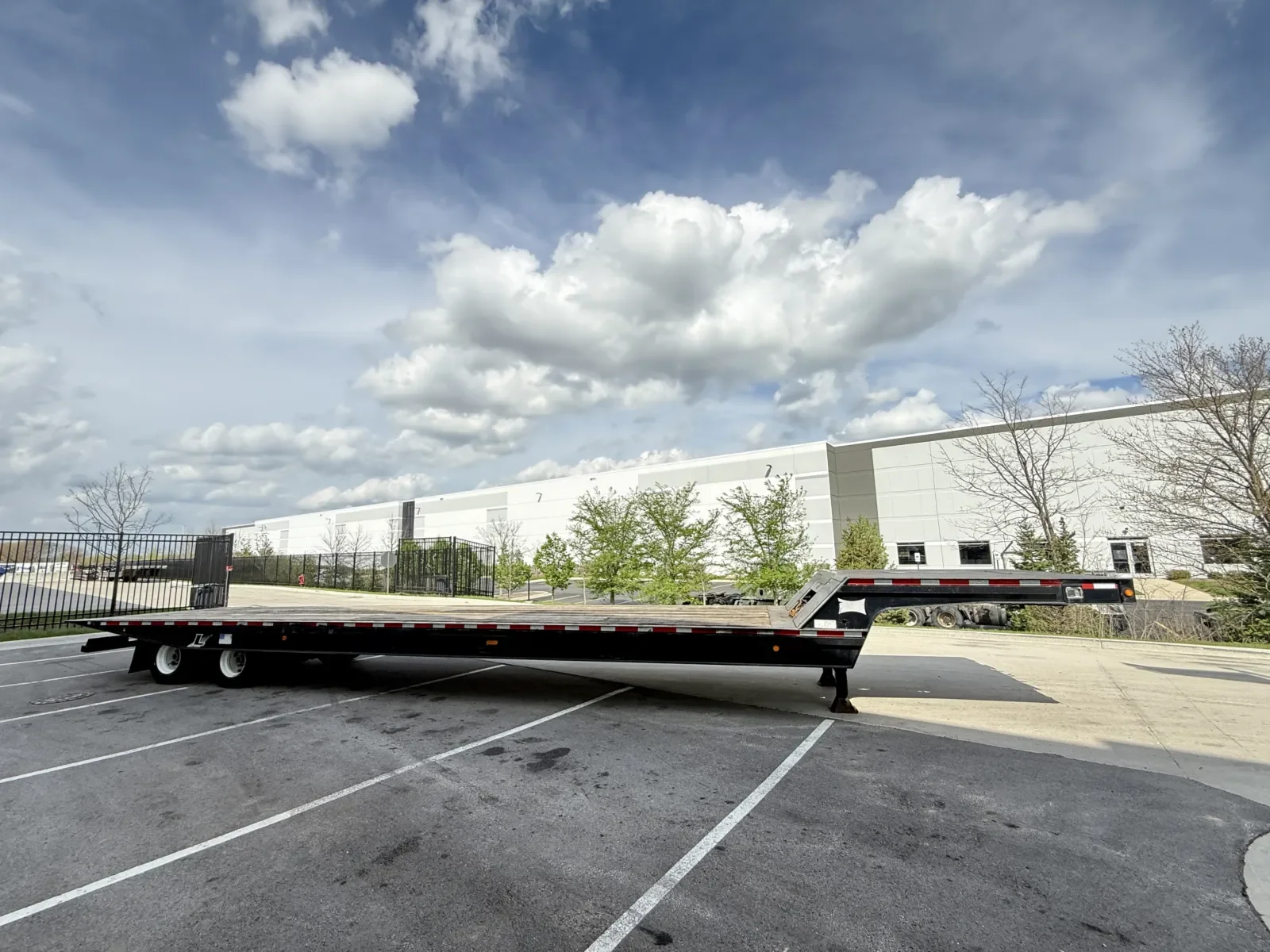 2015 Landoll - image 3