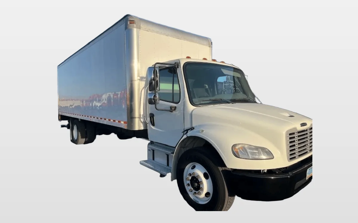 2018 Freightliner M2 106 - image 1