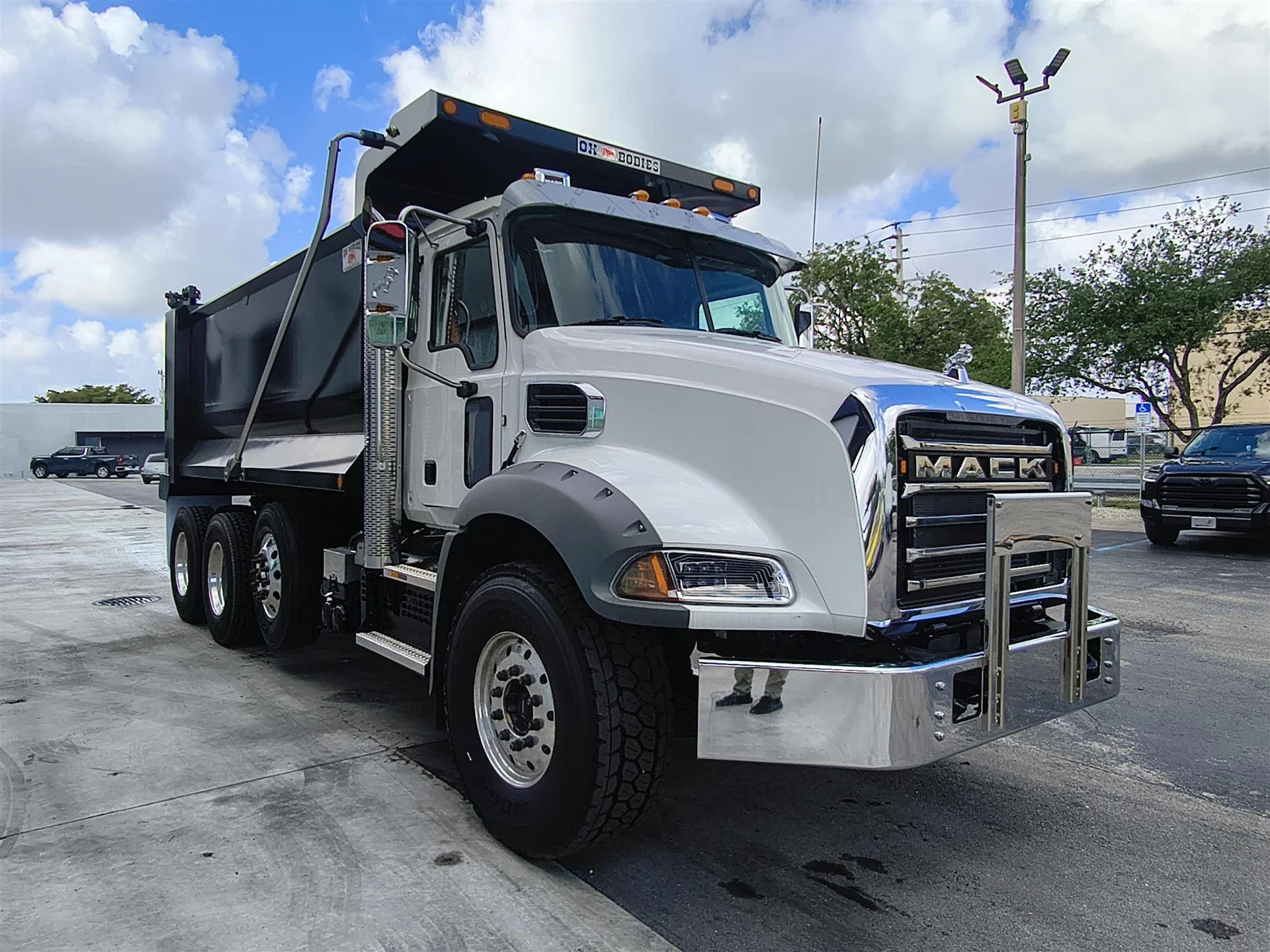 2026 Mack Granite in Fort Lauderdale, FL — photo 3