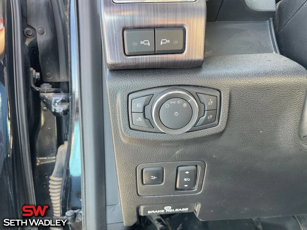 2020 Ford — photo 17