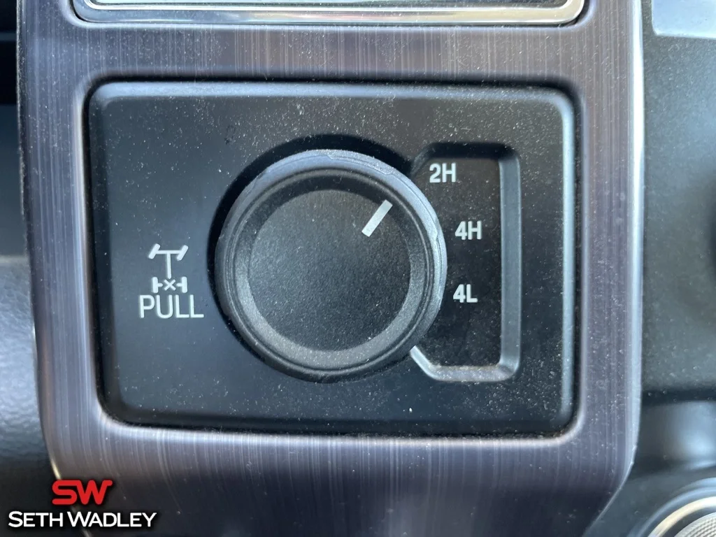 2020 Ford — photo 29