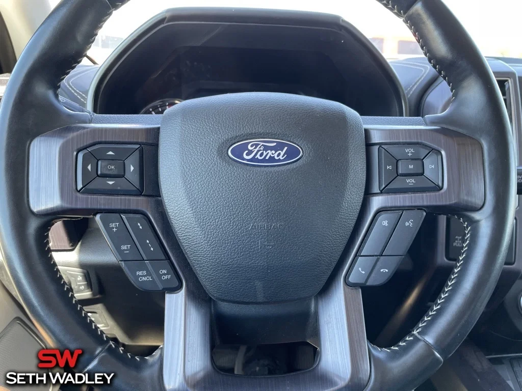 2020 Ford — photo 26