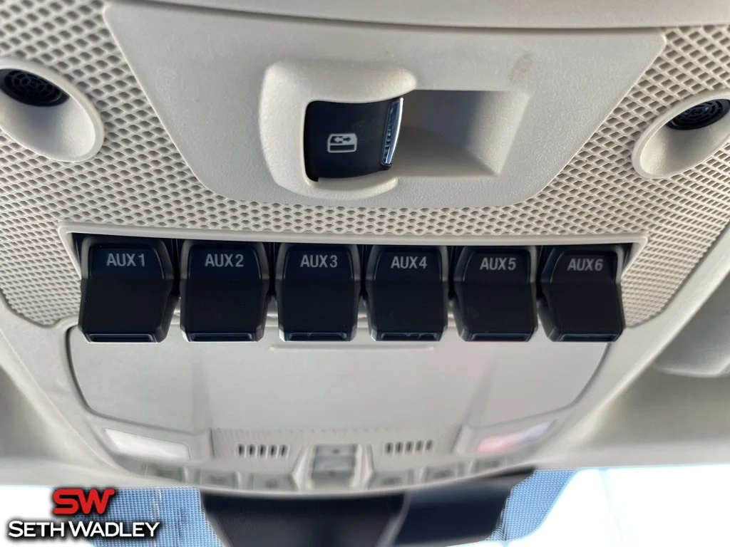 2020 Ford — photo 36