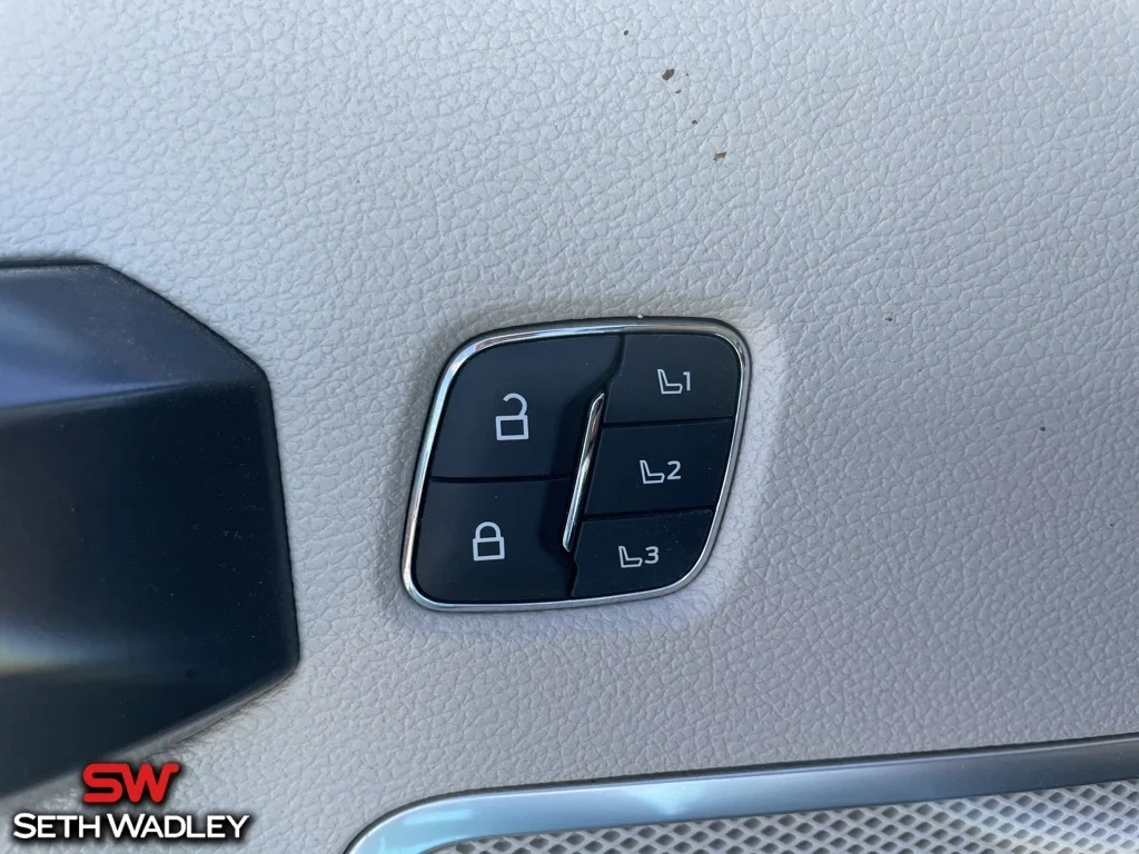 2020 Ford — photo 18