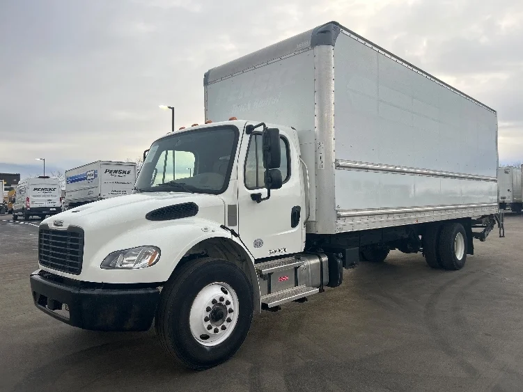 2022 Freightliner M2 106 - image 3