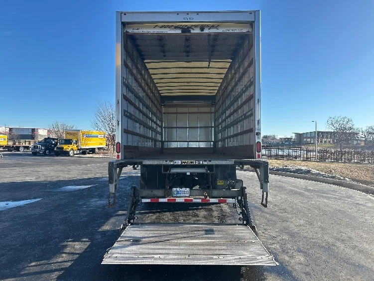 2022 Freightliner M2 106 - image 9