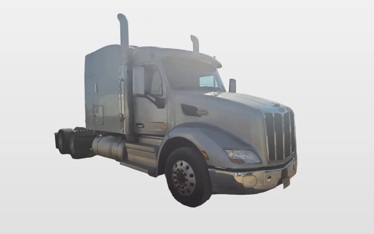 2021 Peterbilt 579 - image 1
