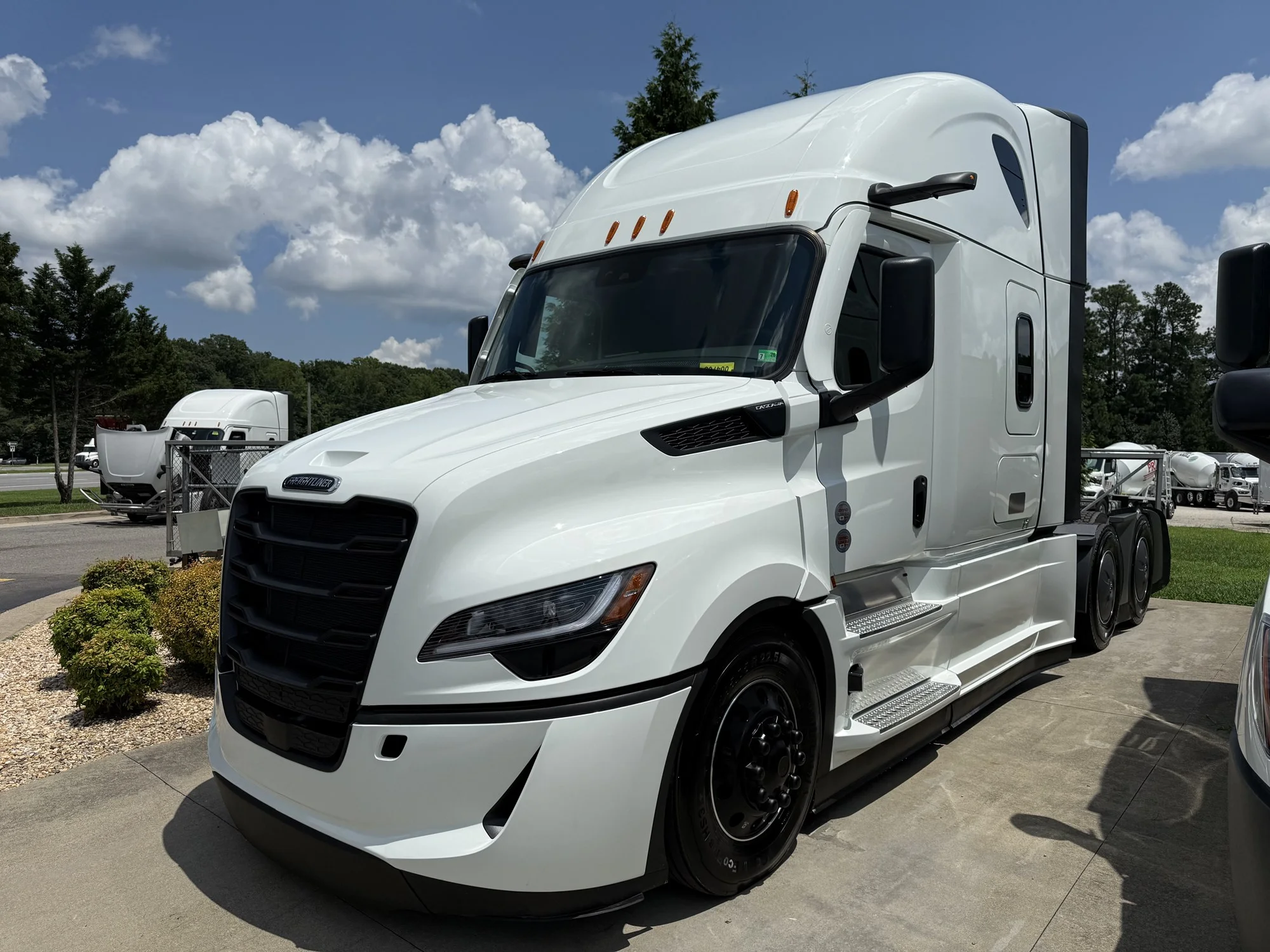 2026 Freightliner Cascadia