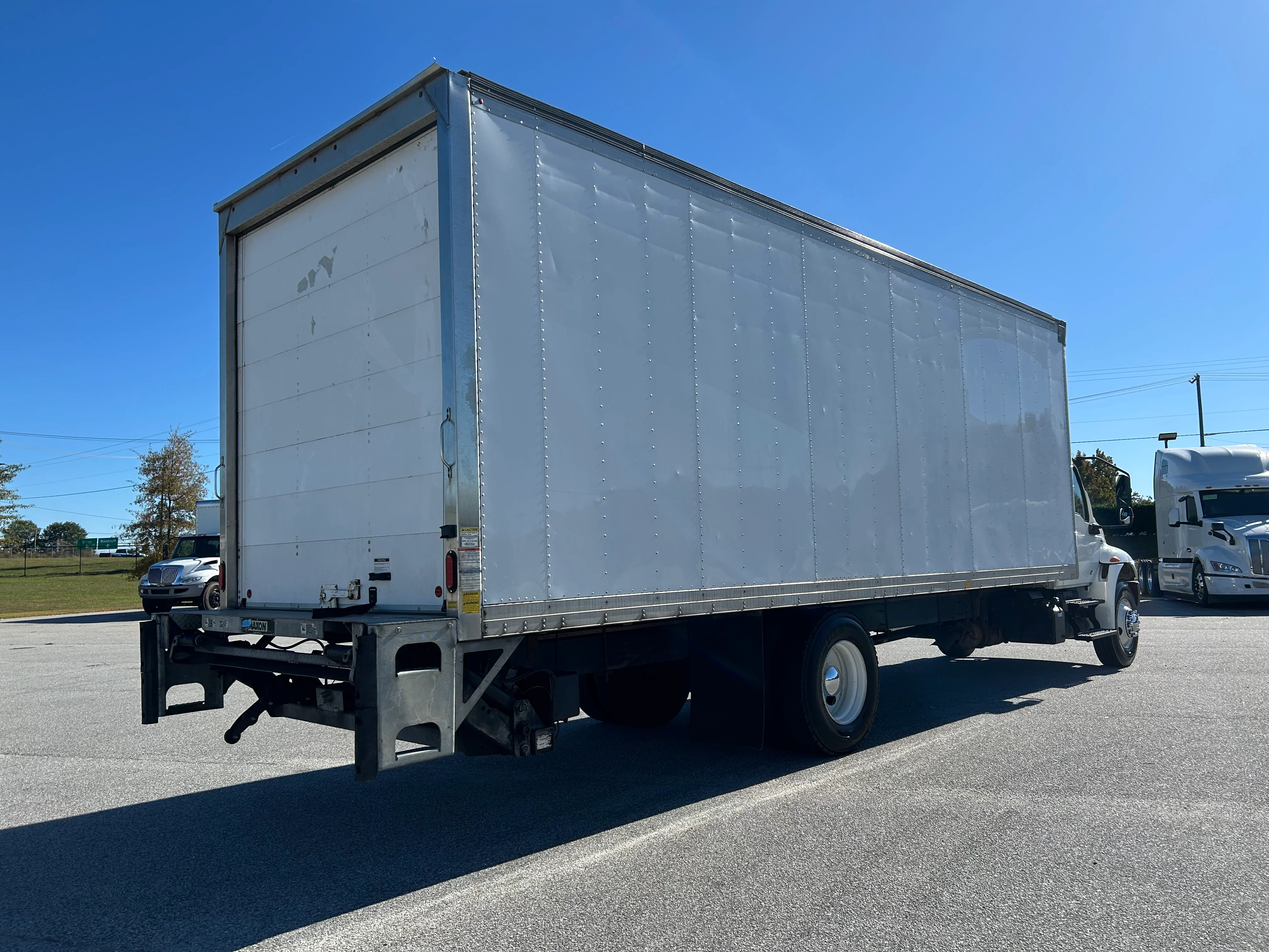 2020 International MV - image 6