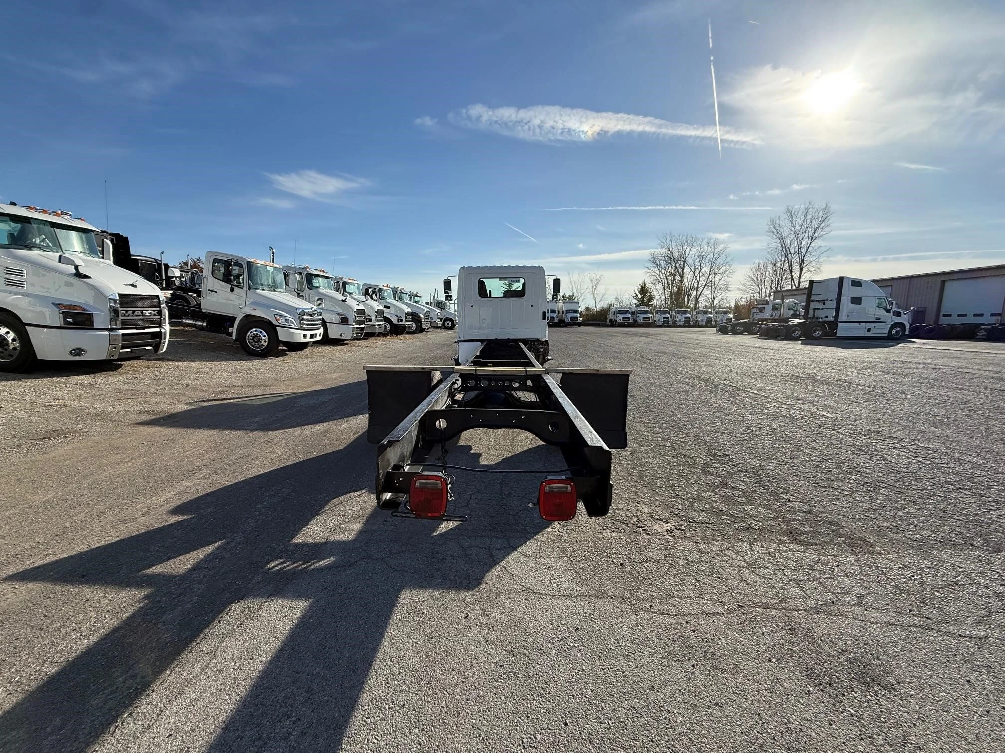 2020 Hino 268 in Findlay, OH — photo 4