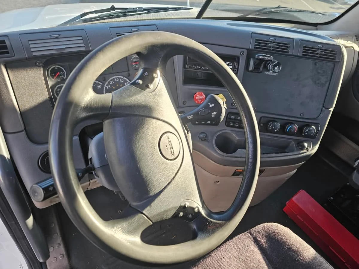 2019 Freightliner Cascadia in Tacoma, WA — photo 7
