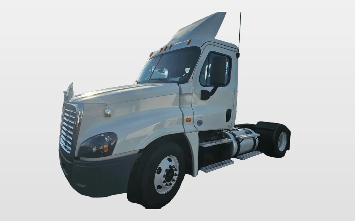 2019 Freightliner - image 1