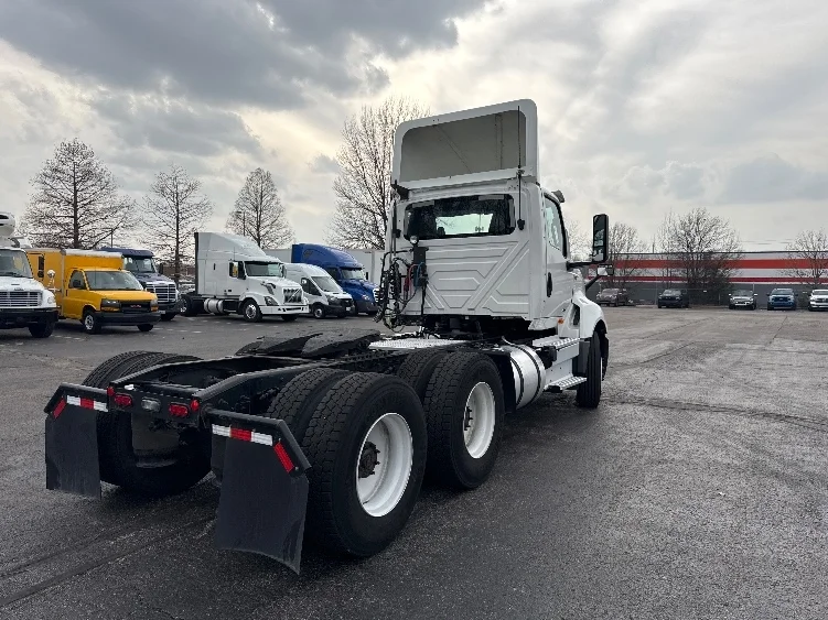 2019 International LT in Memphis, TN — photo 7
