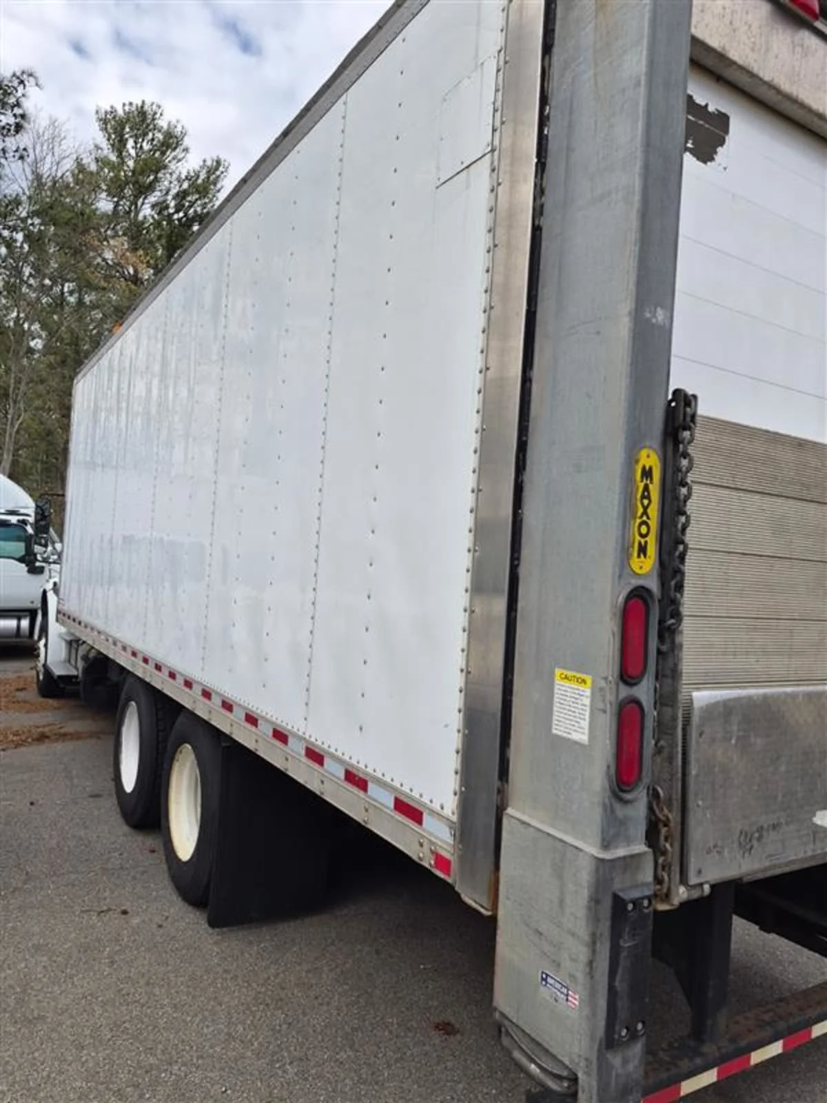 2017 Freightliner M2 106 in Ashland, VA — photo 6
