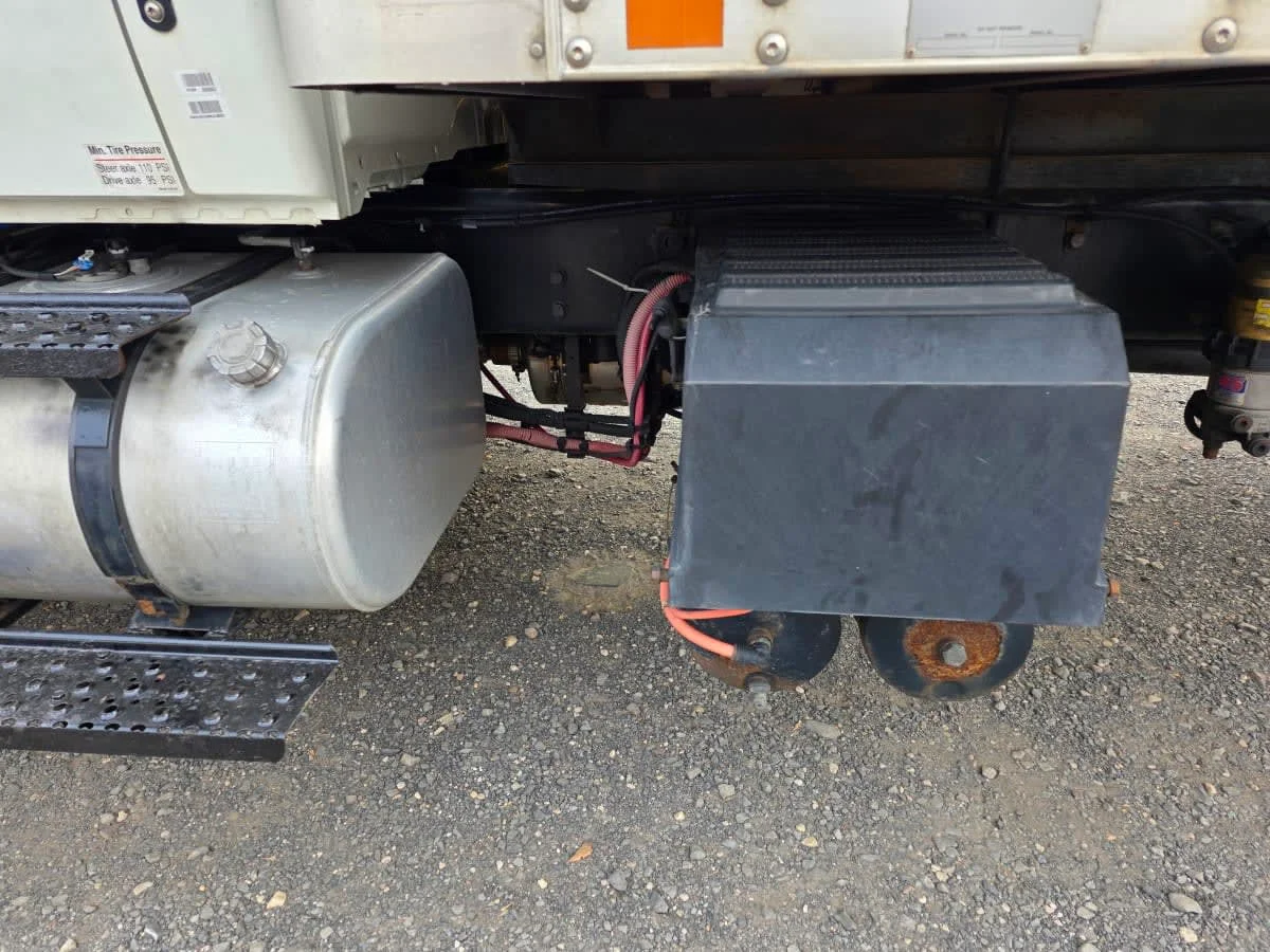 2020 International MV - image 16