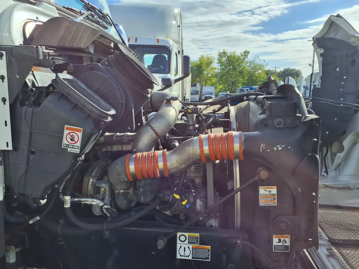 2020 Kenworth T370 in Minneapolis, MN — photo 10