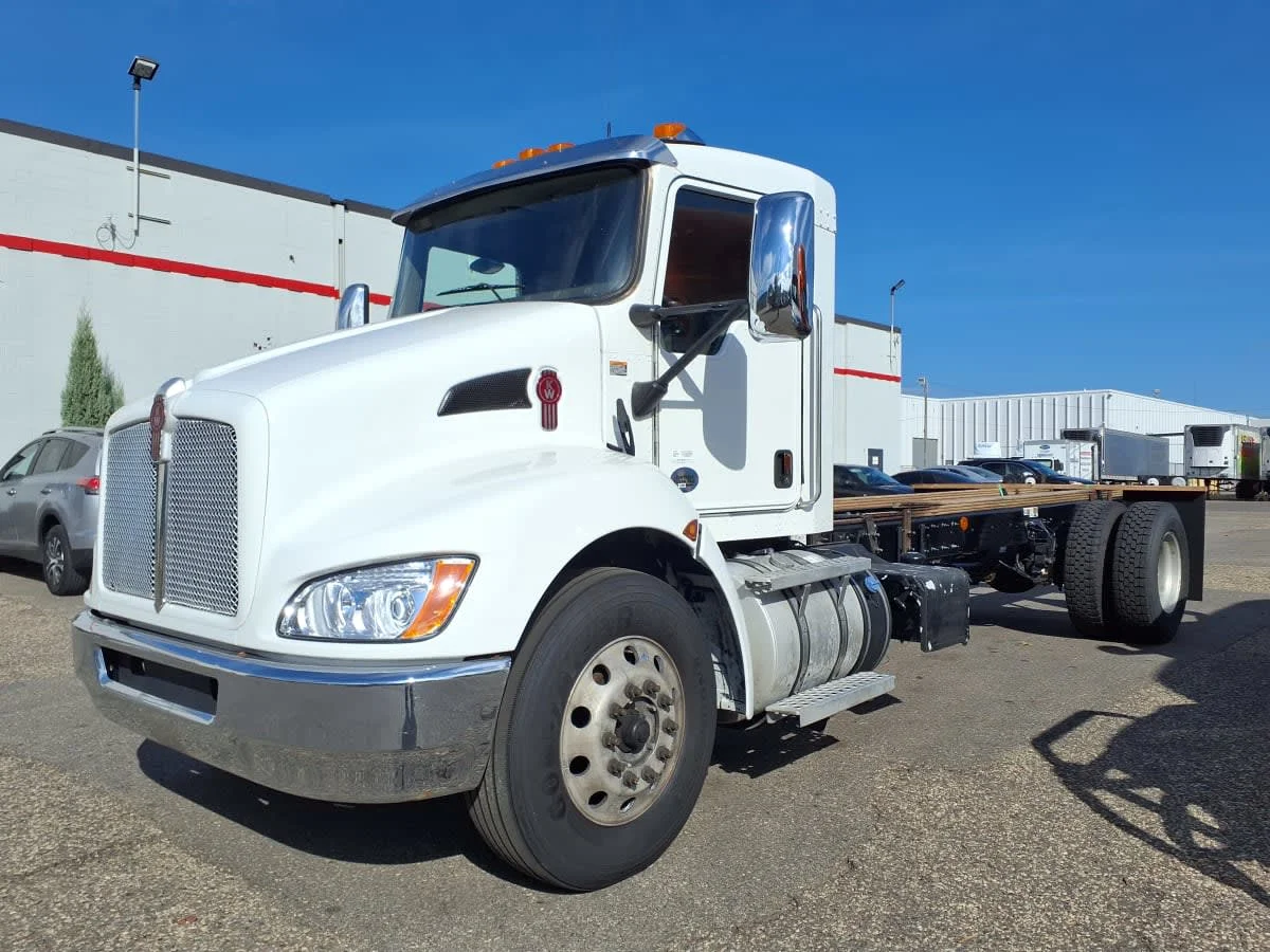 2020 Kenworth T370 in Minneapolis, MN