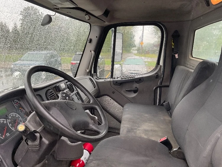 2020 Freightliner M2 112 in Akron, OH — photo 10