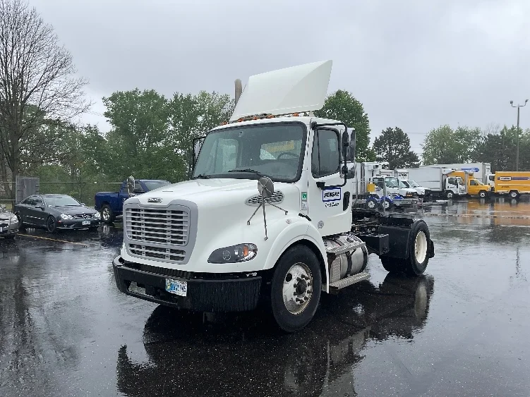2020 Freightliner M2 112 in Akron, OH — photo 3