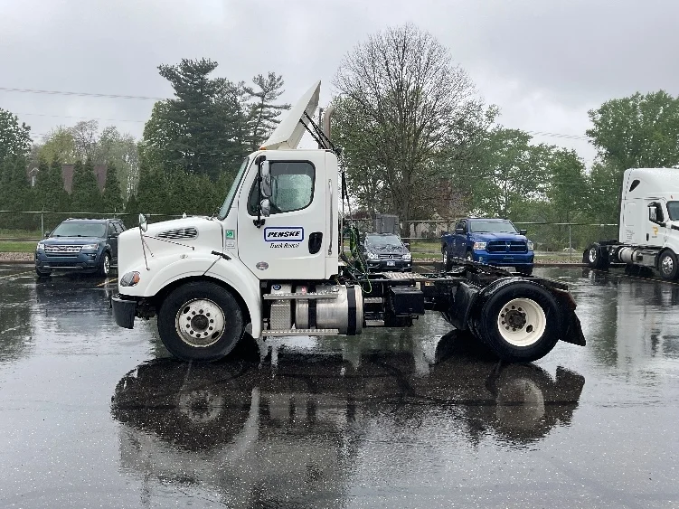 2020 Freightliner M2 112 in Akron, OH — photo 4