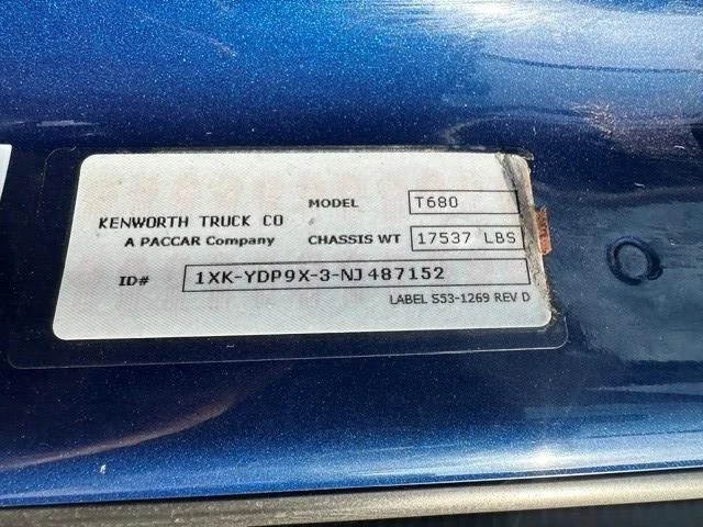2022 Kenworth T680 — photo 7