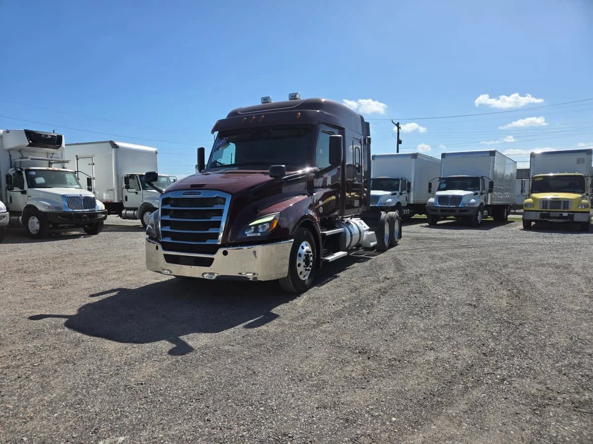 2020 Freightliner Cascadia in St. Rose, LA