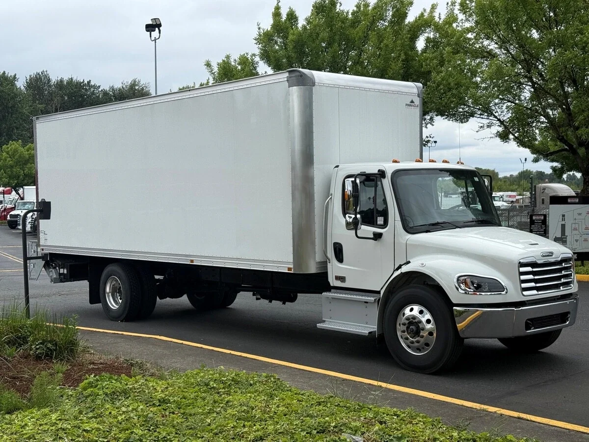 2026 Freightliner M2 106 in Portland, OR — photo 3