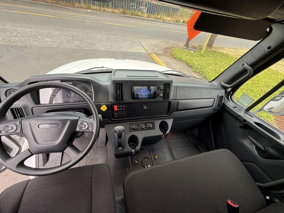 2026 Freightliner M2 106 in Portland, OR — photo 13