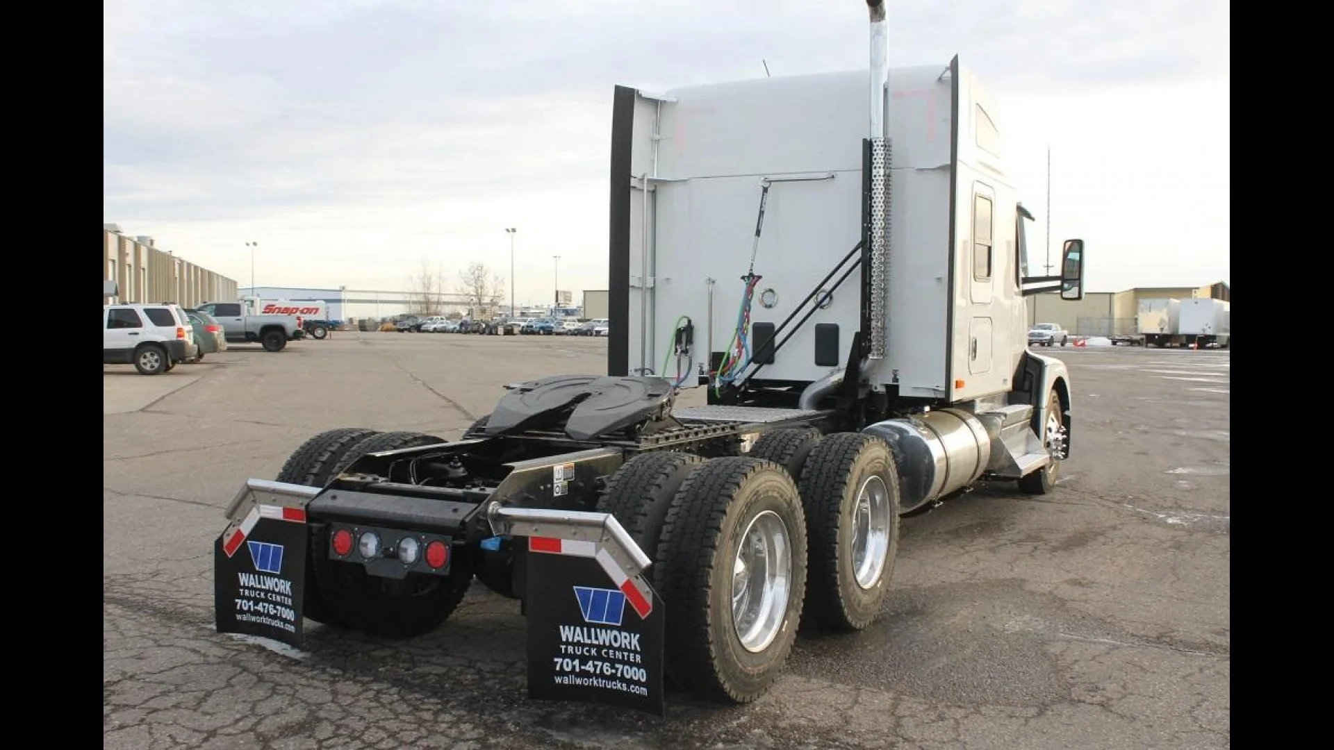 2024 Kenworth T680 - image 5
