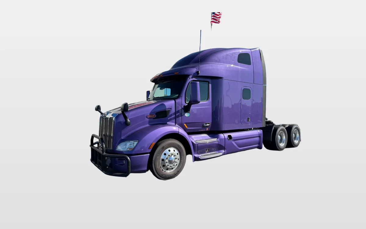 2021 PETERBILT 579 - image 1