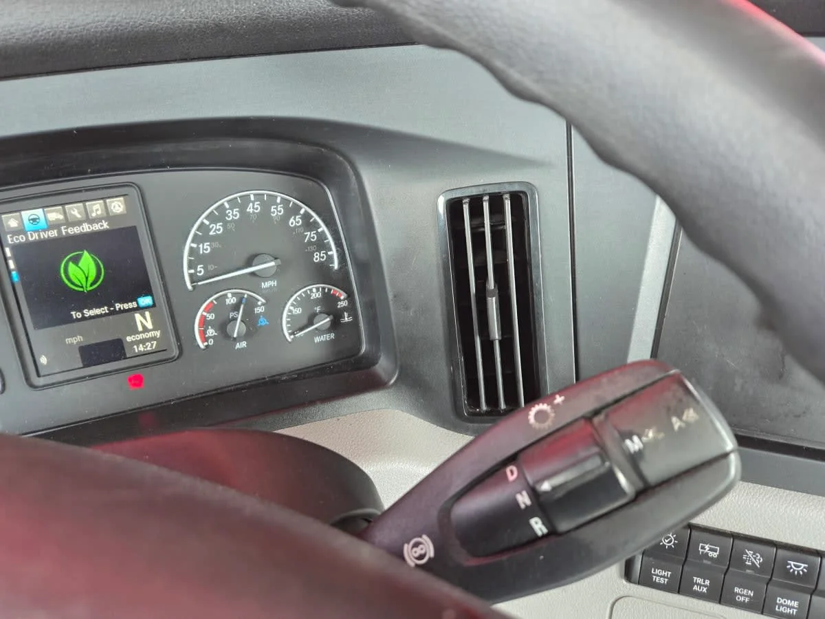 2021 Freightliner Cascadia in St. Rose, LA — photo 9