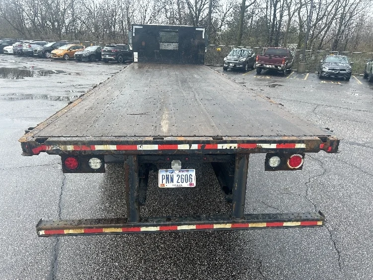 2022 Freightliner M2 106 in Middlefield, OH — photo 8