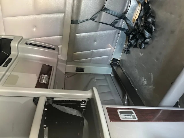 2023 Peterbilt 389 in Dayton, OH — photo 15