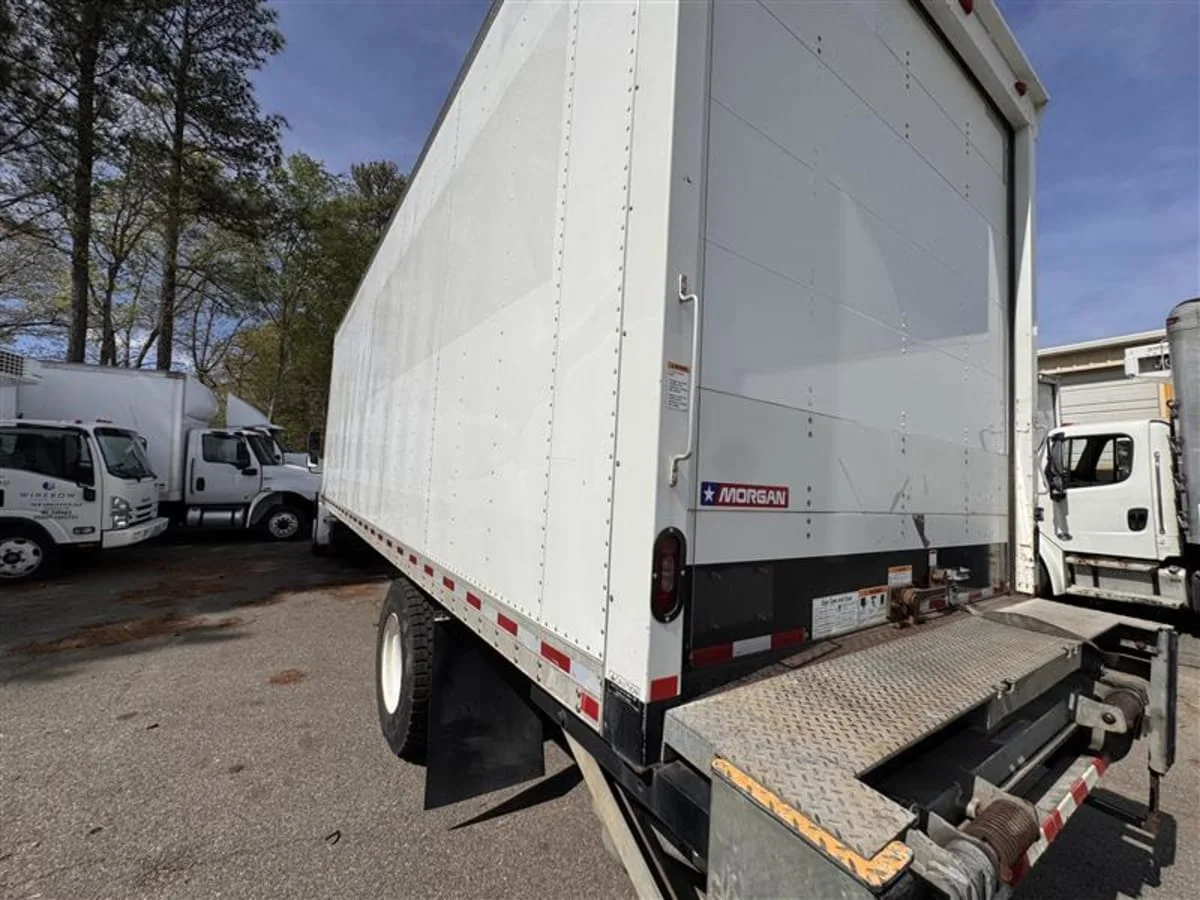 2019 Freightliner M2 106 in Ashland, VA — photo 6