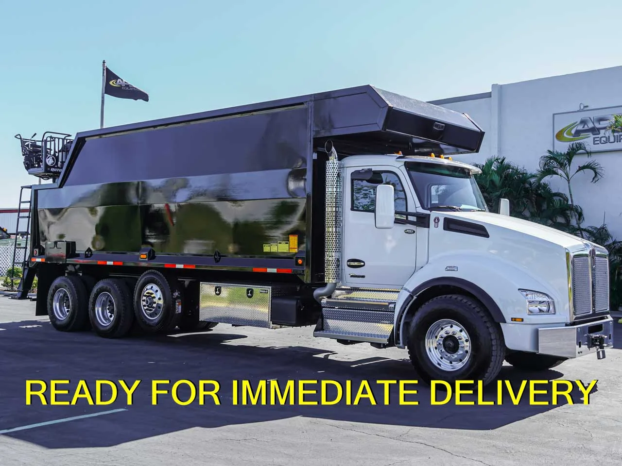 2025 Kenworth T880 - image 2