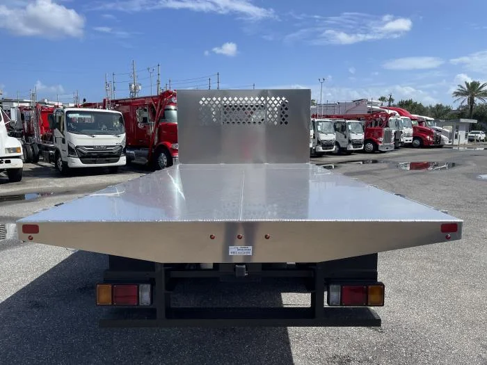 2025 Isuzu NPR - image 6