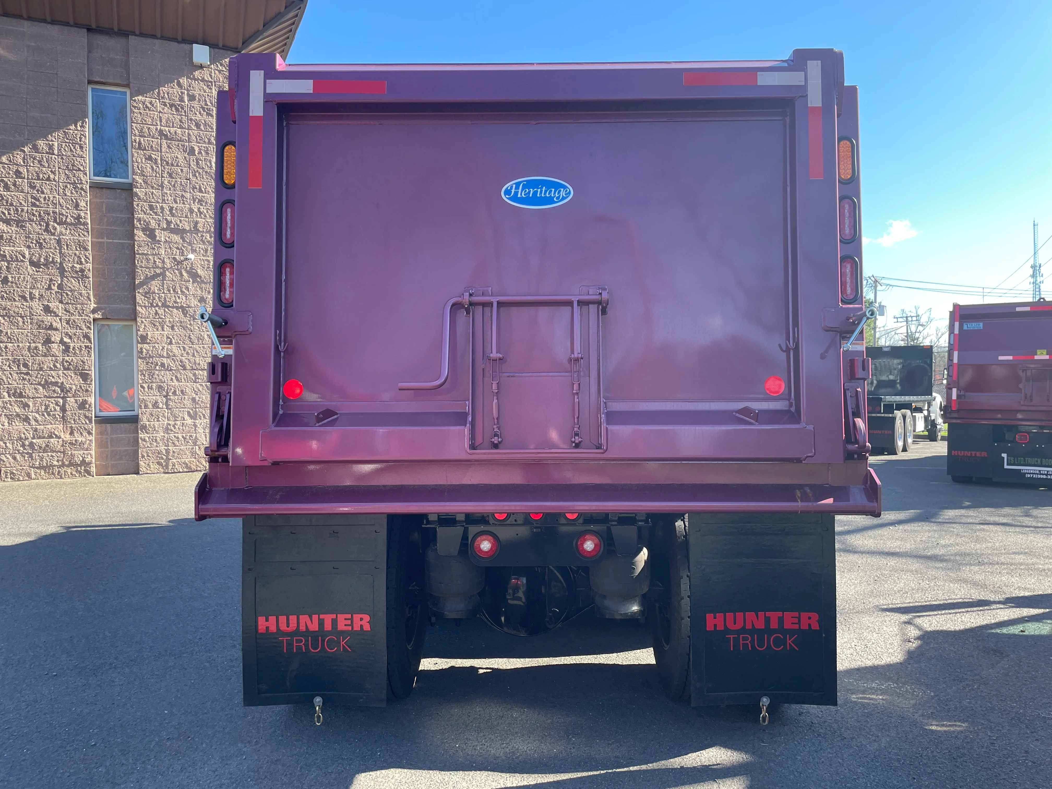 2027 Peterbilt 589 in Clarksburg, WV — photo 4