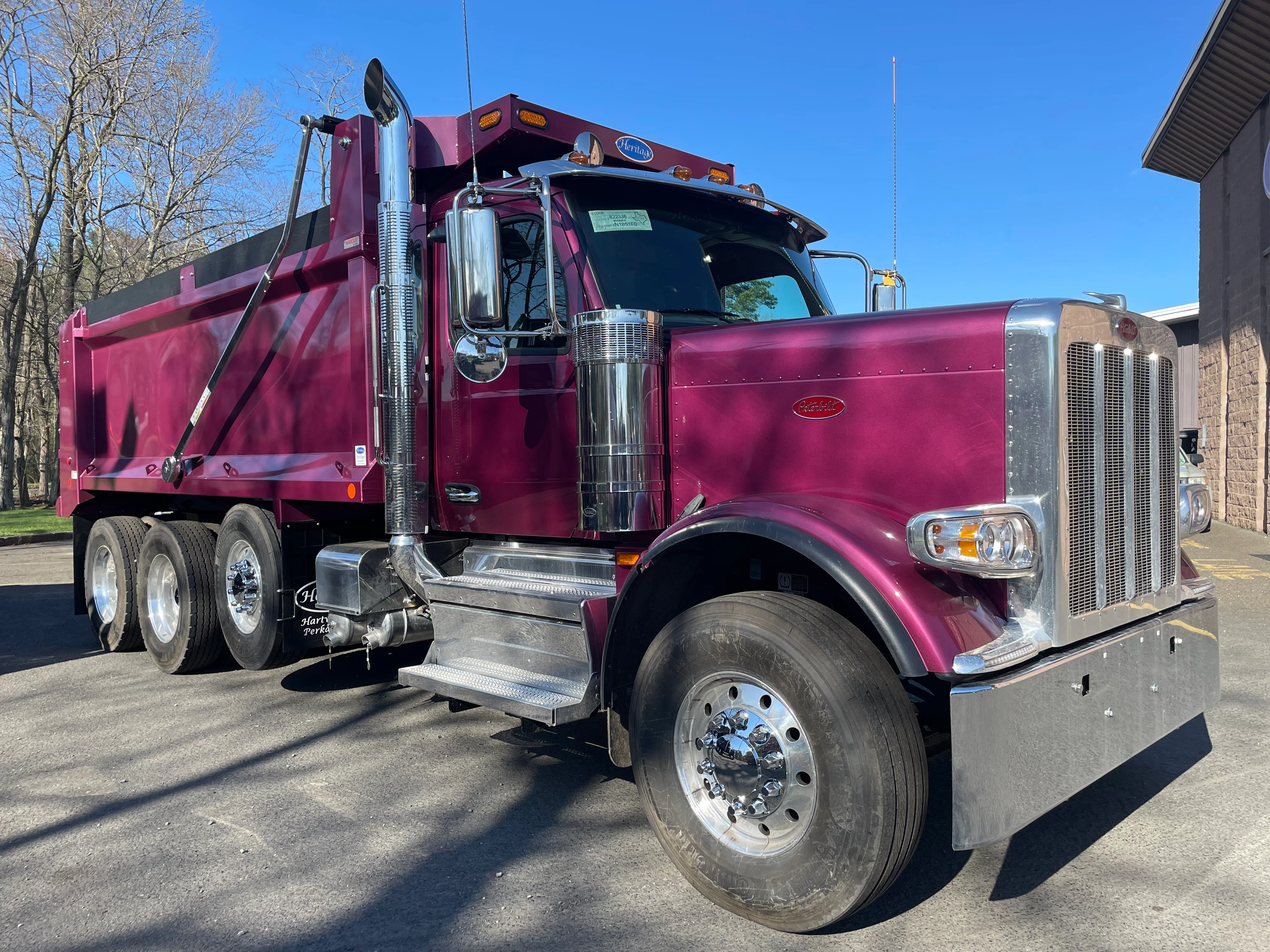2027 Peterbilt 589 in Clarksburg, WV — photo 3
