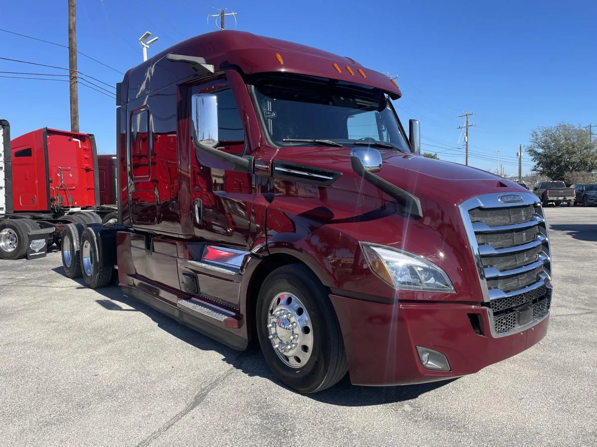 2022 Freightliner Cascadia in San Antonio, TX