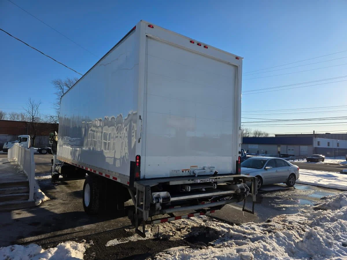 2019 International 4300 - image 6
