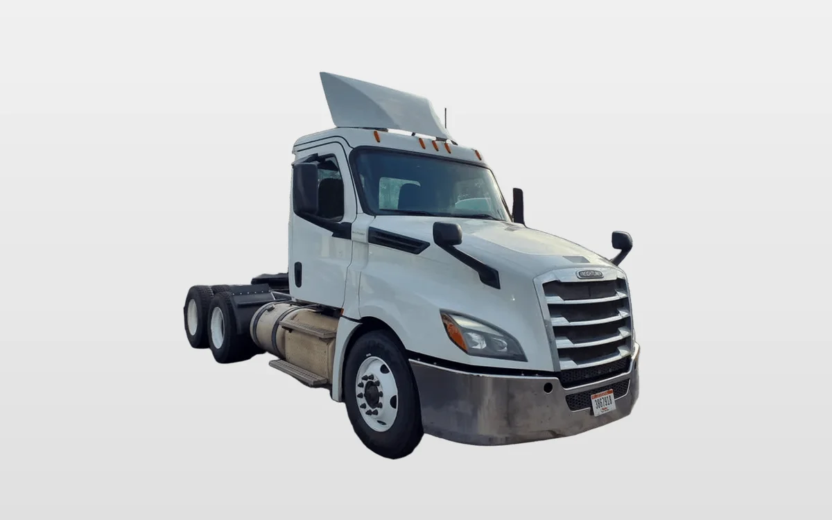 2019 Freightliner - image 1
